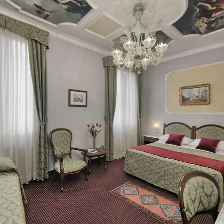 Pausania Hotel