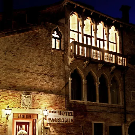Hotel Pausania 3*