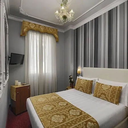 Hotel Pausania Wenecja