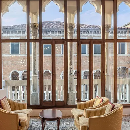 Pausania Hotel Venice