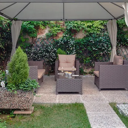 Pausania 3* Venice