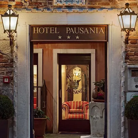 Hotel Pausania 3*