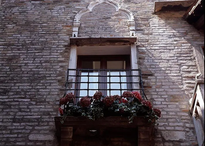 Pausania Hotel