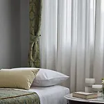 Pausania Hotel Venecia