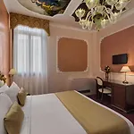 Hotell Pausania 3*