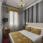 Hotel Pausania Venecia
