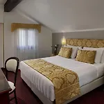 Hotel Pausania Venecia
