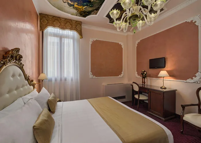Otel Pausania 3*